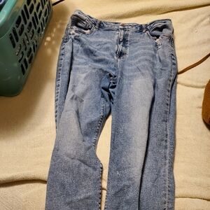 American eagle ripped stretch curvy mom jeans